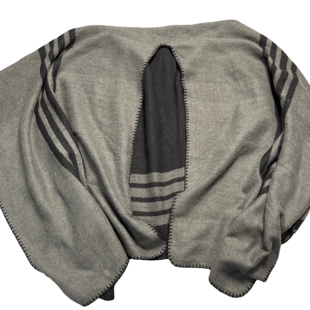 Gray & Black Striped Open Front Poncho Wrap Shawl Blanket Cape - Picture 2 of 4